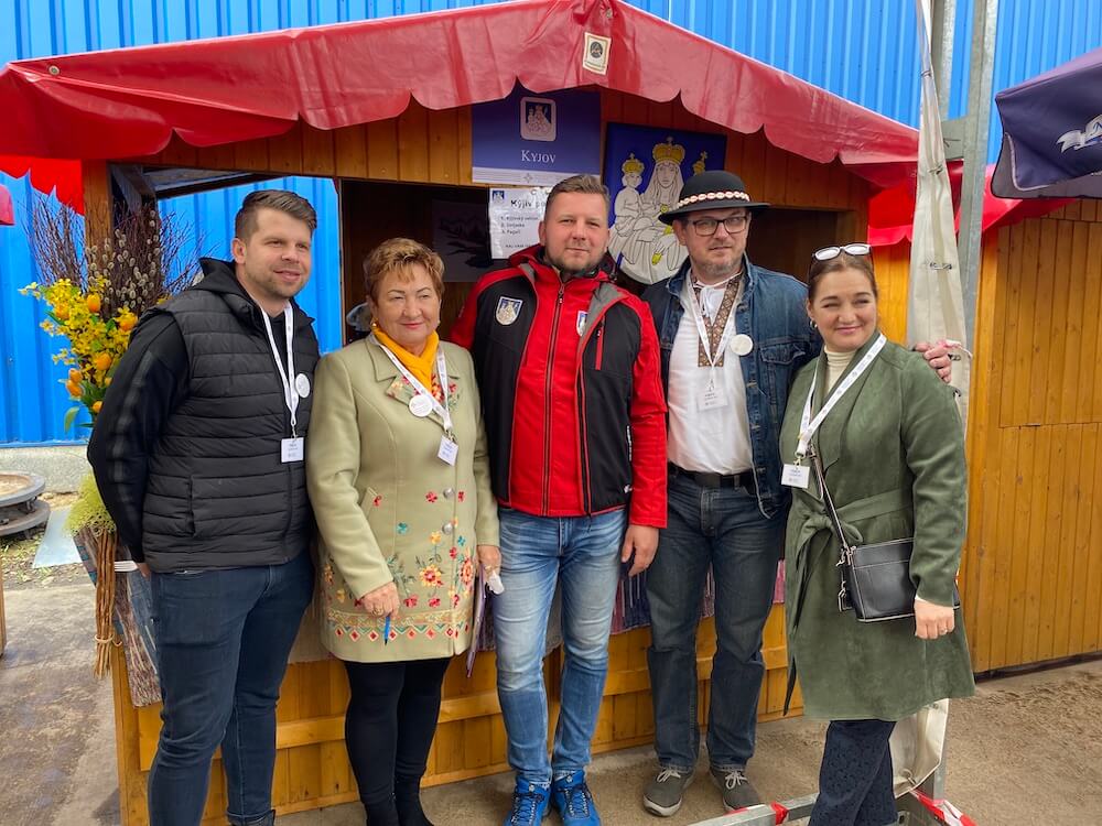 7 - Starosta s členami porotŷ